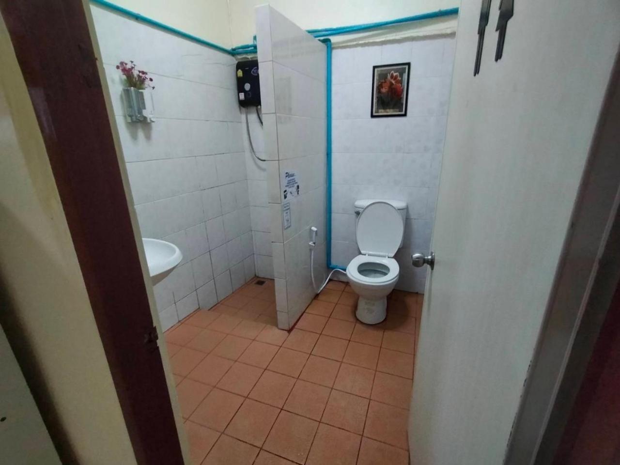Home Stay At Tapae Chiang Mai Buitenkant foto