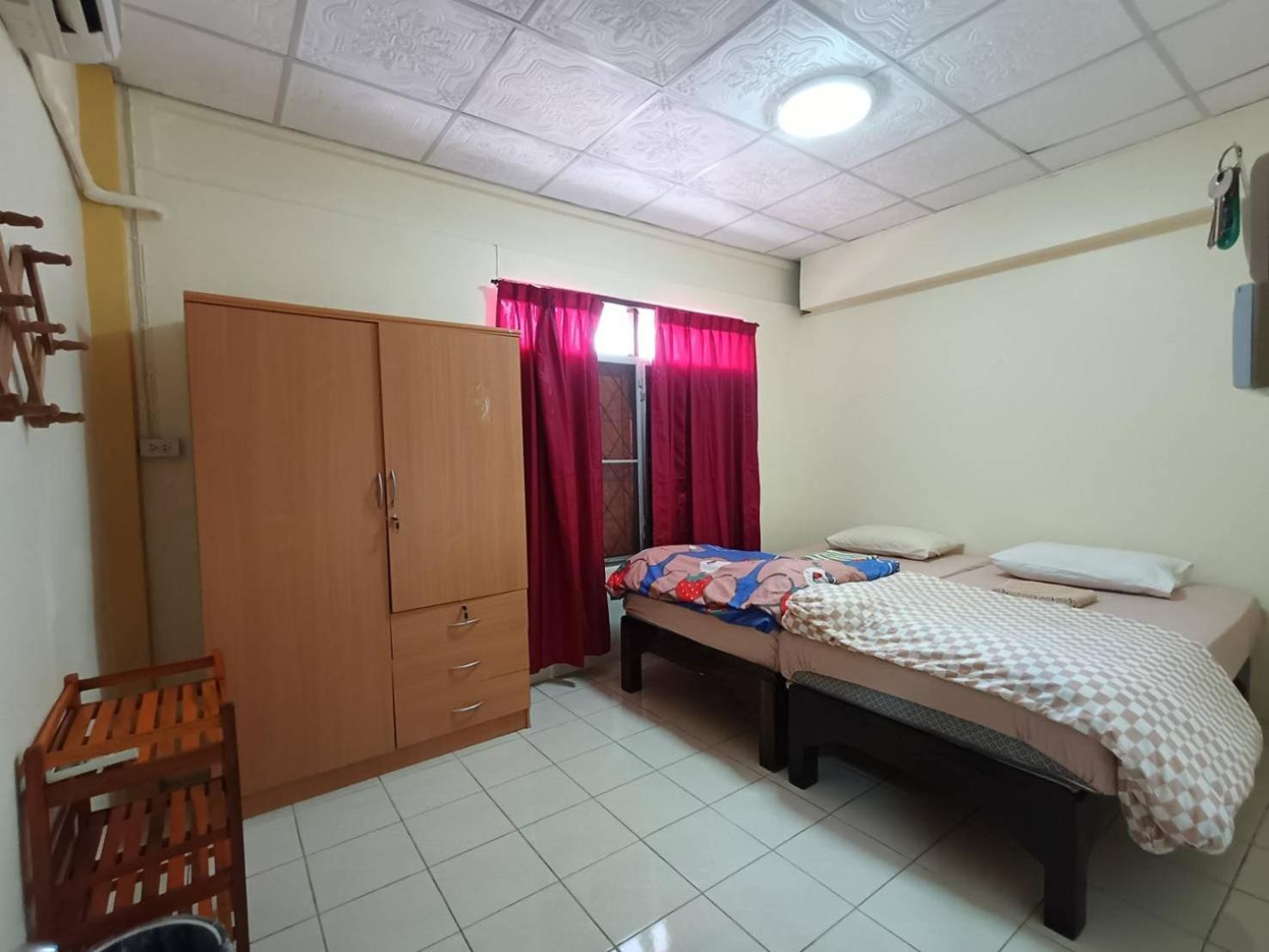 Home Stay At Tapae Chiang Mai Buitenkant foto